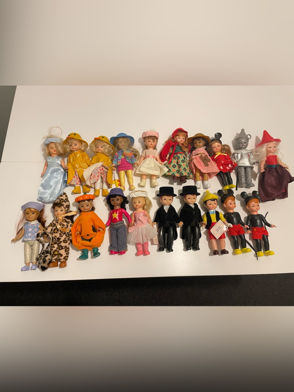 McDonald's Madame Alexander Dolls Happy Meal Toys Lot of 20 Dolls 2002-2010